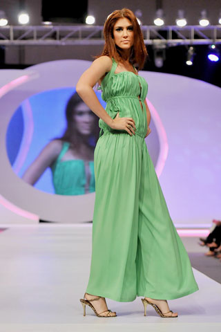 Designer-Sanam-Chaudhri