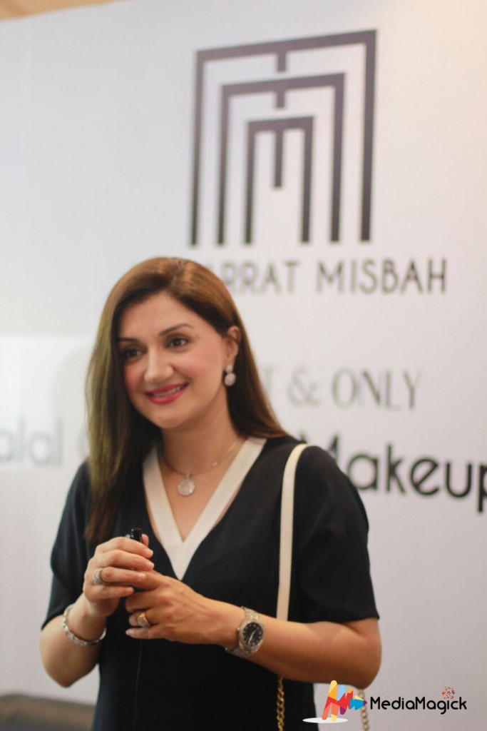 Ayesha-Sana