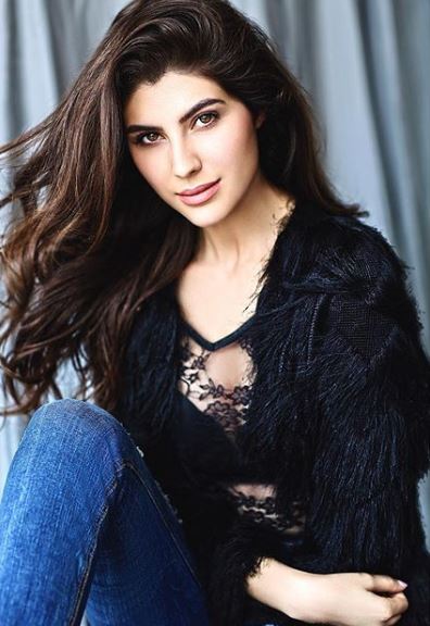 Elnaaz Nourozi Made in india 4
